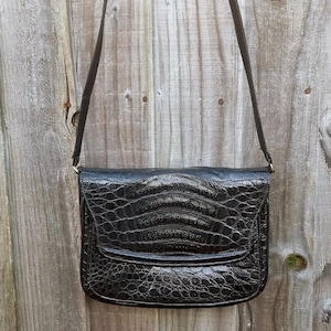 Vintage Black leather satchel messenger bag, Quality Black croc embossed print leather, cross body shoulder strap, Saddle Bag leather lined