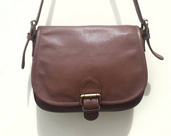 Brown Leather cross body messenger bag, Satchel Shoulder Purse.  Brown Saddle bag.