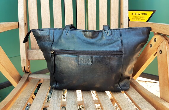 rowallan leather shoulder bag
