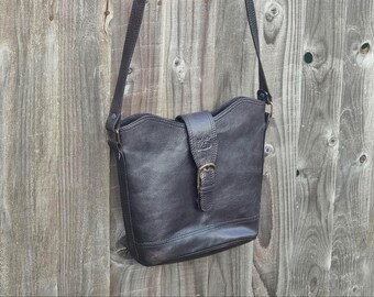 Tula Oakley, Black leather messenger bag,  Radley, cross body satchel shoulder purse