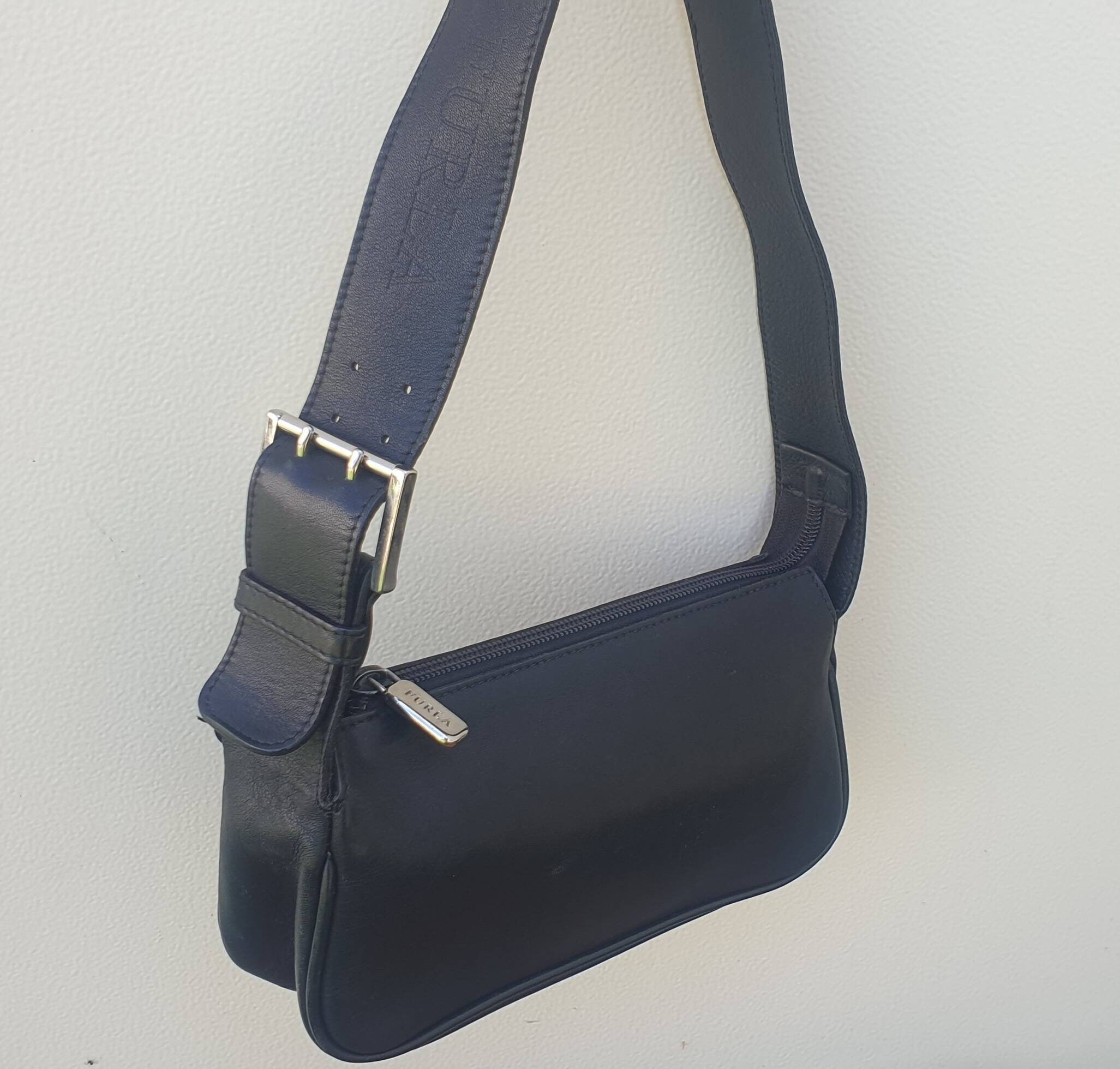 Vintage vineered 80s Furla Dark