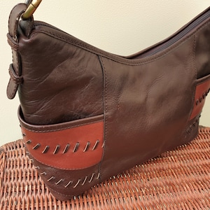 Vintage brown leather tote shoulder bag, Patchwork leather tote purse in three shades of brown. 90s Brown leather hobo shoulder bag, Y2K bag