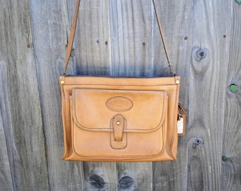 Bolso bandolera/de hombro vintage de los años 80 en piel marrón claro/beige.