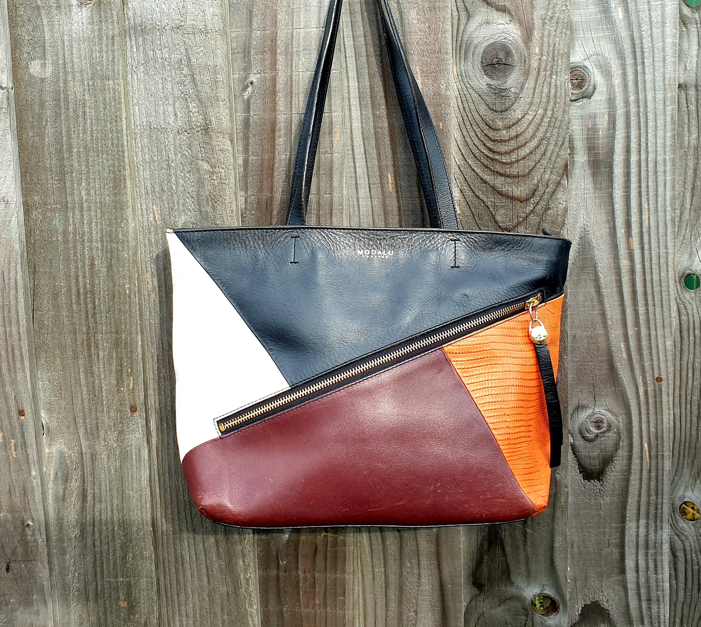 Black Vintage Leather Tote - Etsy Black Vintage Leather Tote - Etsy