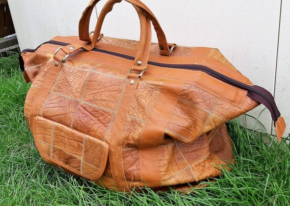Caramel brown leather travel bag, overnight / flig