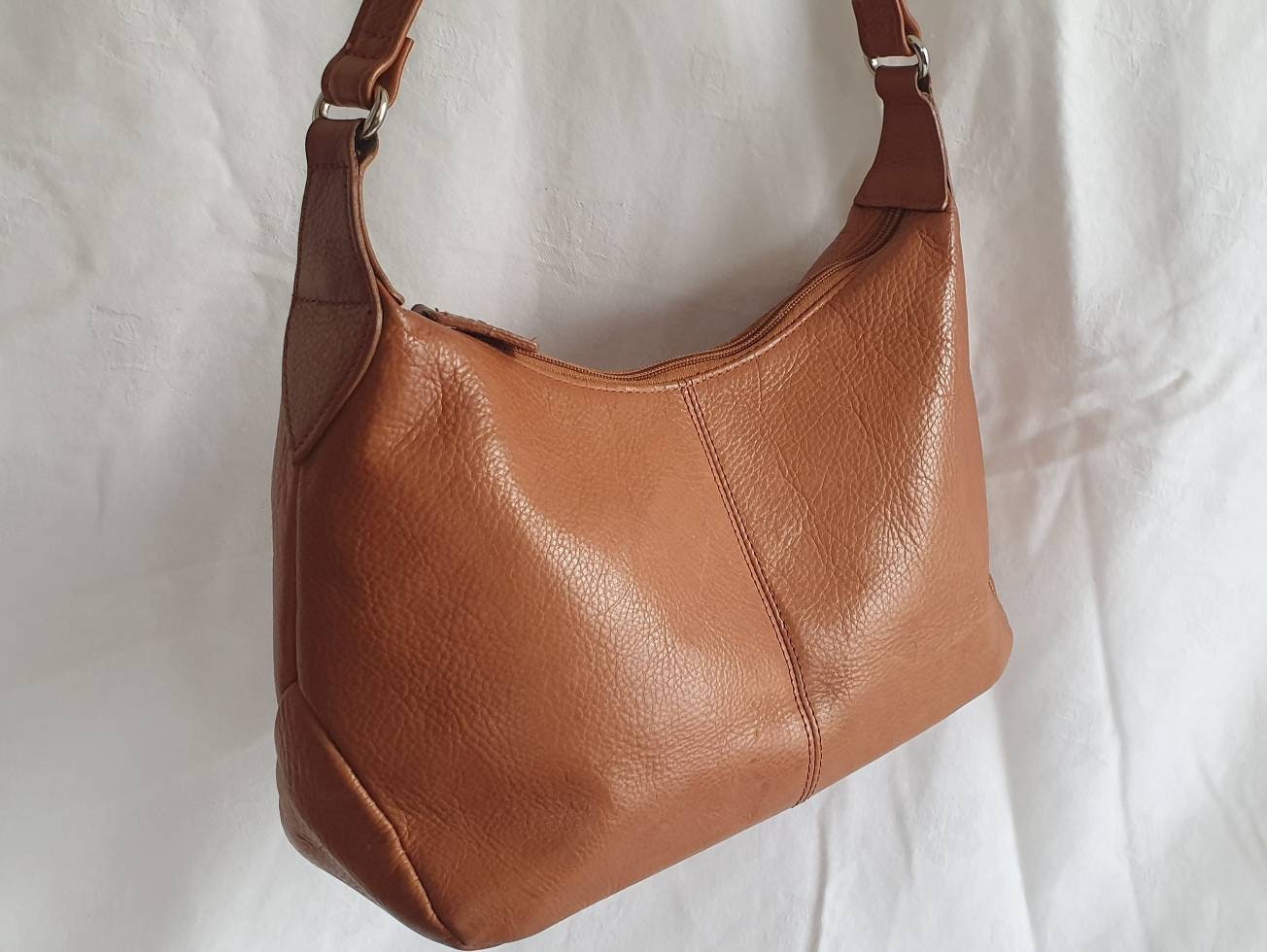 Wilson Leather Red Purse for Sale in Vancouver WA  OfferUp