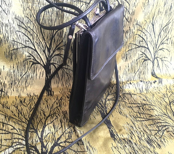 Francesco Biasia Black leather designer purse, cr… - image 7