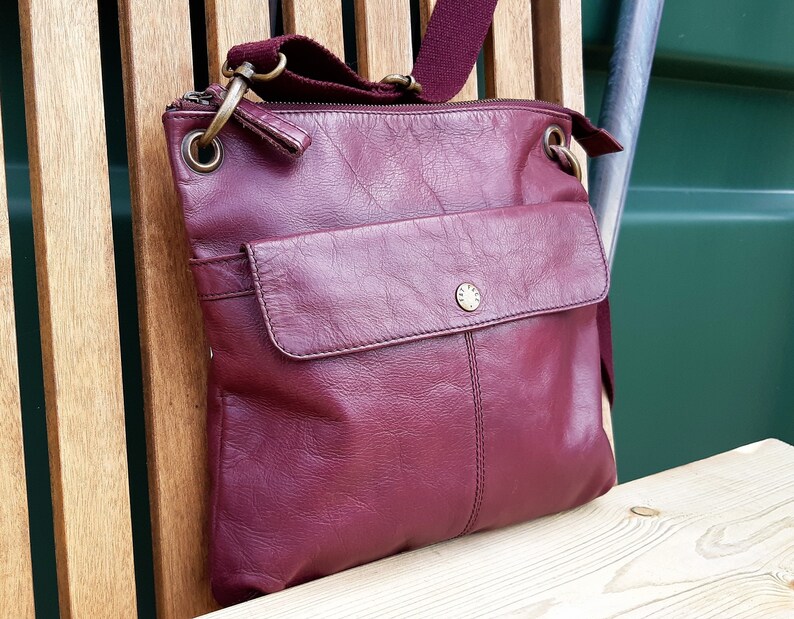 fat face man bag