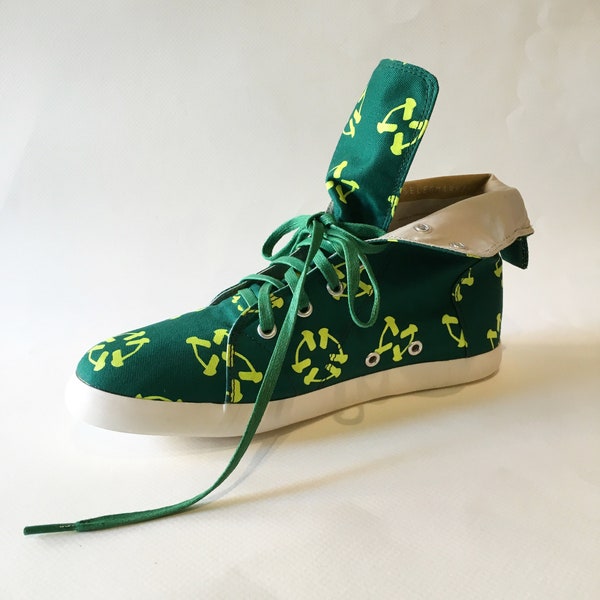 Handmade Sneakers | Crafted silkscreen print inspired by E-Taen,  traditional E-Saan Thai truck | Green High tops | Unisex