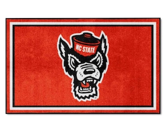 NC State Wolfpacks Rug 3' x 5' Plush Area Rug