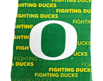 Oregon Ducks Classic Fleece Blanket 50x60
