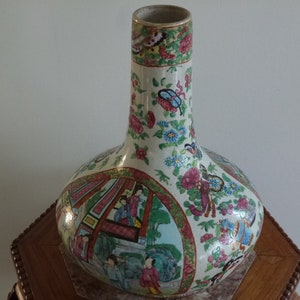 19th c. Chinese export famille rose vase