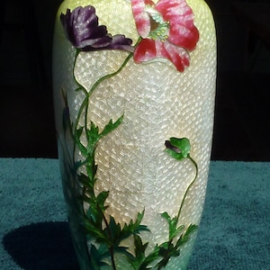 Tadasuburo Cloisonne poppy vase