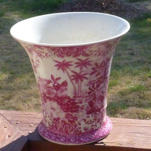 Qing Crimson crackle  trumpet vase