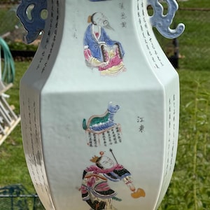 Wu Shang Pu sechseckige Famille Rose Vase mit Kalligraphiegedichten