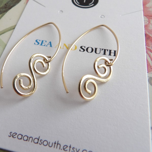 Matilda Swirl Earring main image 1