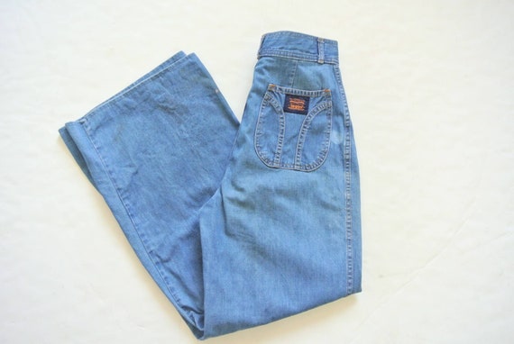 Vintage 1970s Levi's high waisted wide leg jeans