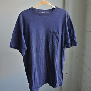 1970s Towncraft Navy Pocket T-Shirt – 100% Cotton, Perfect Fade, Vintage Plain Tee