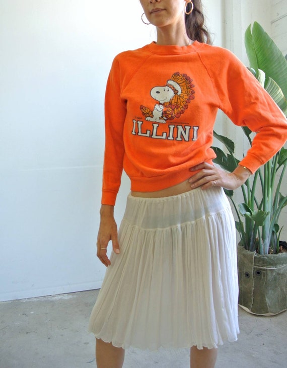 Vintage 1980s ILLINI snoopyTHE PEANUTS orange rag