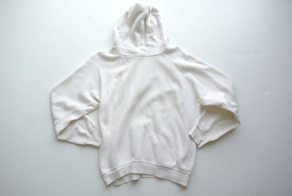 Vintage 1980s The Vine Yard white hoodie sweatshi… - image 3