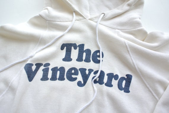 Vintage 1980s The Vine Yard white hoodie sweatshi… - image 2
