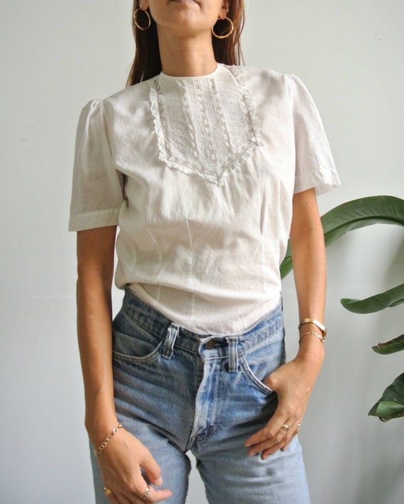 Vintage 1940s white short sleeve blouse