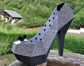 DIY Papercraft Polka Dot High Heel, 3D Shoe (PDF Pattern)