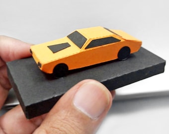 Maqueta de coche deportivo 3D en papel, diorama en miniatura para armar (PDF, PNG)