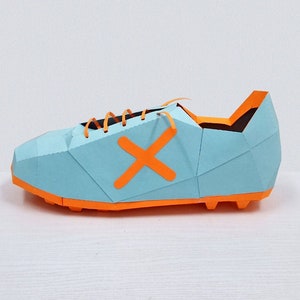 DIY Papercraft Fußball Schuhe,Stollenschuh,Fußballschuhe,3D Schuh,Paper Schuh,3D Papercraft,Lowpoly Schuh,Papercraft Vorlagen,Schuhbevorzugung Box
