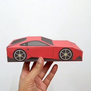 Bomboniera per auto stampabile fai-da-te, auto di papercraft, bomboniera Ferrari, confezione regalo, scatola di caramelle, auto da tavolo, bomboniera per feste, bomboniera per babyshower, modello Ferrari, modello PDF