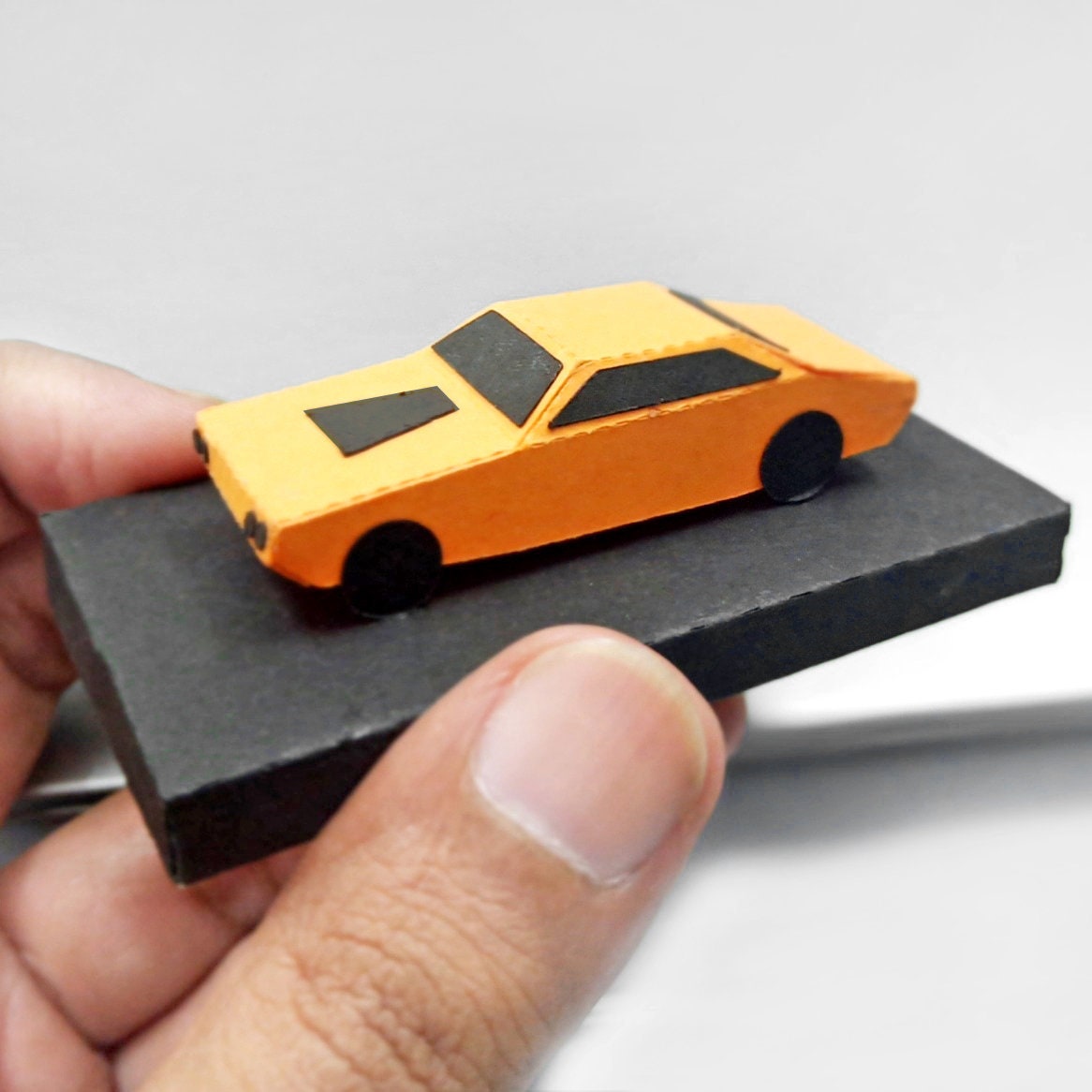 Voiture en papier - paper toy