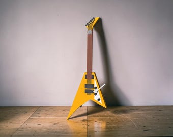 Modèle de guitare volante Papercraft, modèles de guitare (Pdf, png, dxf, eps, jpg)