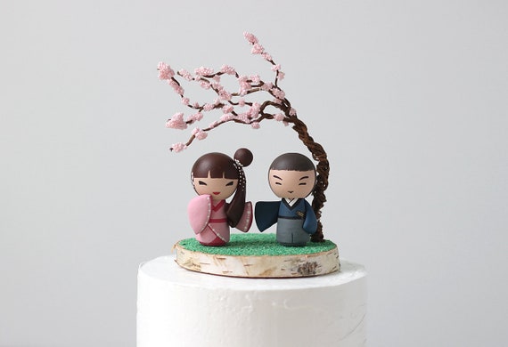 Asian cake topper Men swollowing spunk