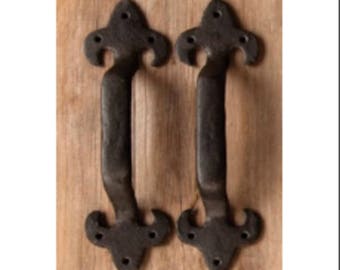 Fleur Di Lis Style Iron Handle