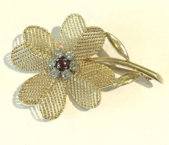 14kt yellow gold brooch - image 1