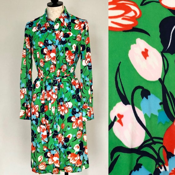 1960s Mod Flower Power Dress. 60s Print Gogo Dres… - image 1