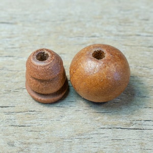 10mm Sandalwood T-drilled 3-Hole Guru Bead and Threader image 1