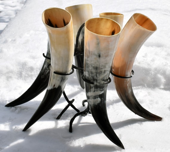 Viking Drinking Horn Set 6 Polished Drinking Horns 500ml Each in a Round  Metal Table Stand - Etsy