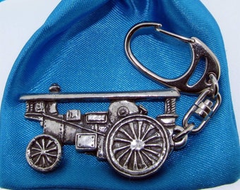 Showman Engine Quality Silver Pewter Keyring