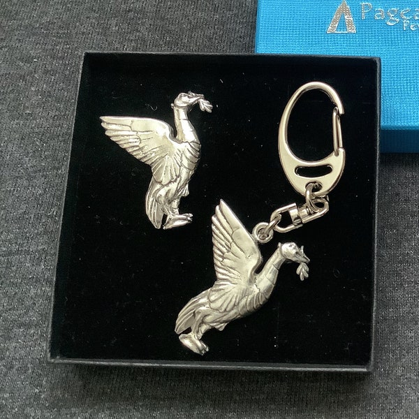 Liverpool Liver Bird Silver Pewter Keyring And Pin Badge Gift Set