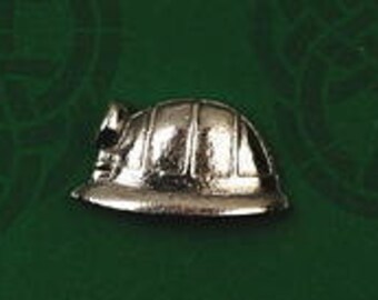 Collier Miner Finely Handcrafted in Solid Pewter In UK Lapel Pin Badge