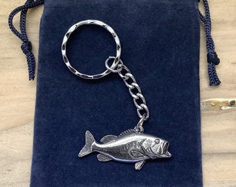 Largemouth Bass Silver Pewter Keychain With A Velveteen Gift Bag