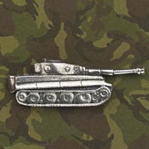 Military Panzer Tank Silver Pewter Pin Badge