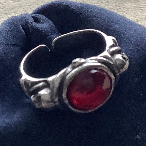 Pirate Silver Pewter Red Gem Ring In A Velveteen Gift Bag