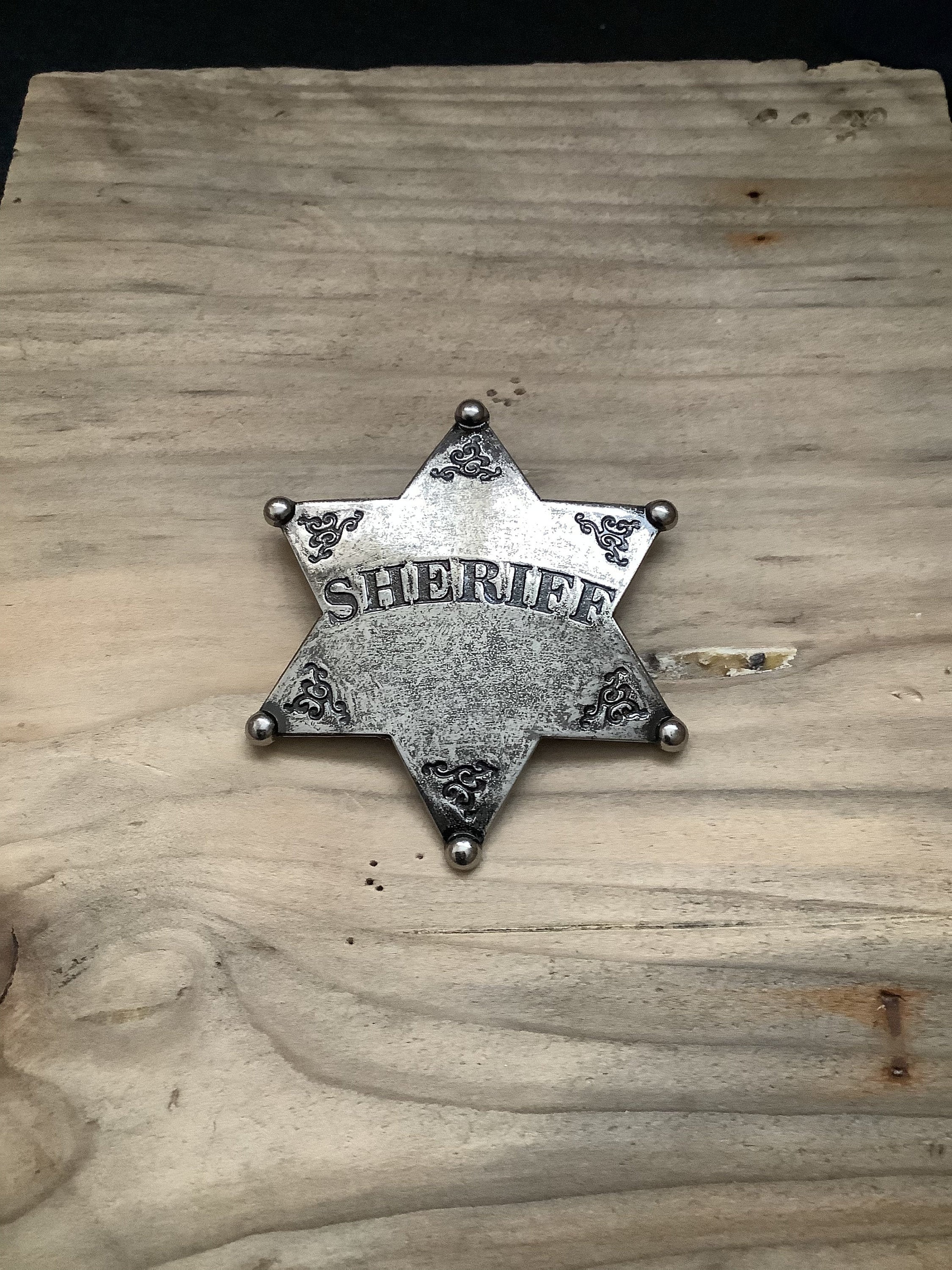 Wild West Silver Sheriff Badge / Shield Quality Metal Reproduction