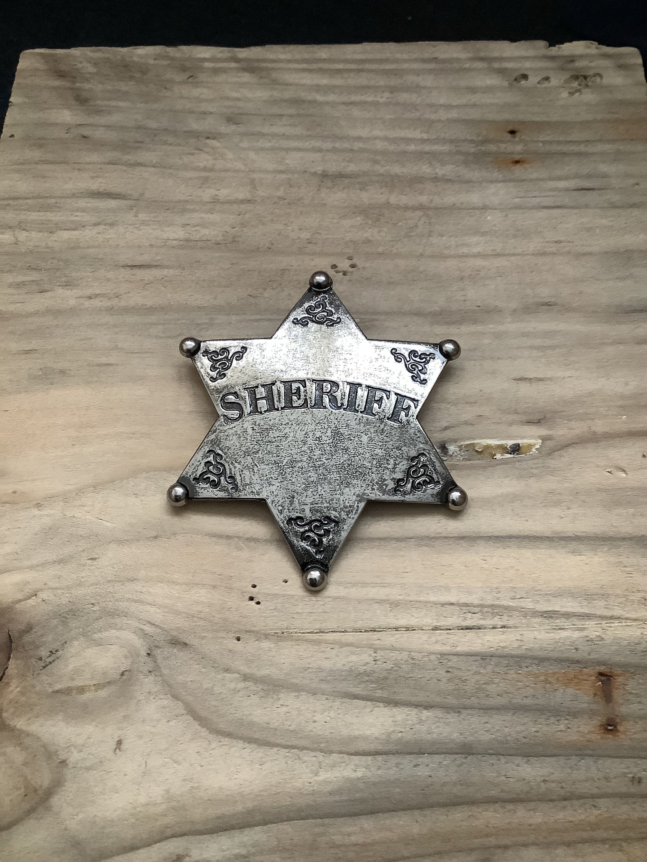 Wild West Silver Sheriff Badge / Shield Quality Metal Reproduction