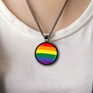Gay Pride Anhänger Regenbogen Schmuck LGBT Anhänger Pride Geschenke Liebesschmuck Regenbogen Halskette Pride Schmuck Regenbogen Anhänger Liebesgeschenk Gay Lesben