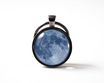 Moon key chain Moon key ring Moon jewelry Gift for mother Moon jewellery Full moon keychain Blue luna Space gift Full moon keyring Astronomy