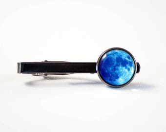 Men tie clip Boyfriend gift Tie clip moon Moon jewelry Blue moon tie clip Full moon tie bar Moon jewellery Luna gift Outer space jewelry