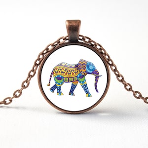 Elephant necklace Elephant jewelry Elephant pendant Elephant gifts for friend Boho pendant Bohemian Animal jewelry Unique Indain jewelry